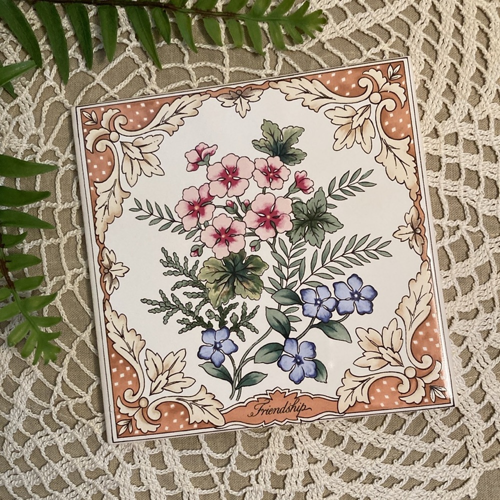 Vintage Avon England Floral Ceramic Friendship Tile 1983
